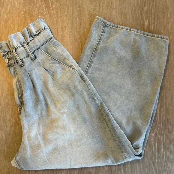 Blank NYC Paperbag High Rise Wide Leg Cropped Light Wash Size 30 Jeans No Belt - Picture 3 of 14